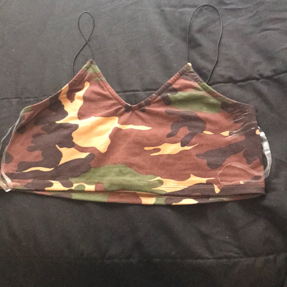 Camo bralette. Never worn. Size M.